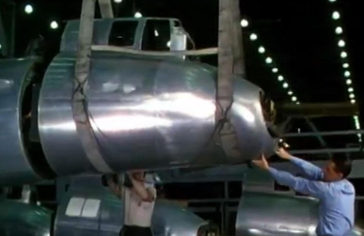 Workers at a plane factory, in “An American Romance.” (Metro-Goldwyn-Mayer)