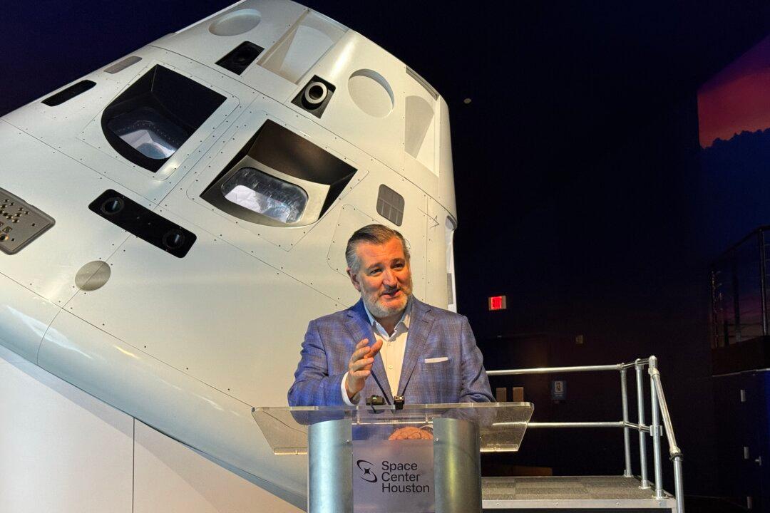 Lawmakers Celebrate Successful Artemis II Moonshot