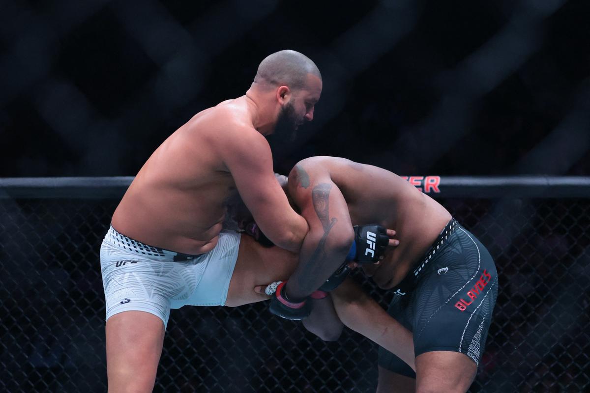 Derrick Lewis Fight Added to UFC’s White House Card at Trump’s Urging