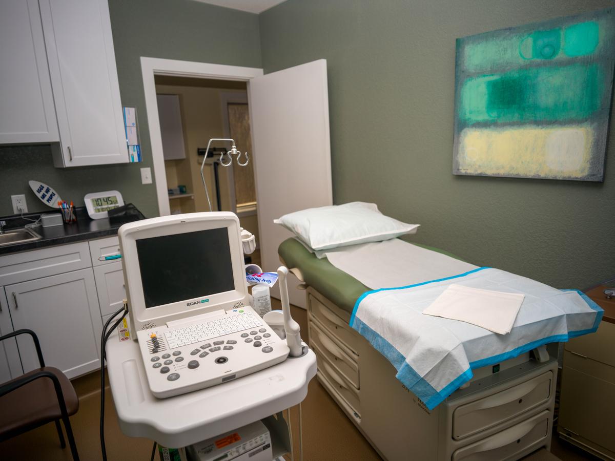 Prosecutors Withheld Key Evidence in Cases Against Abortion Clinic Protesters: DOJ