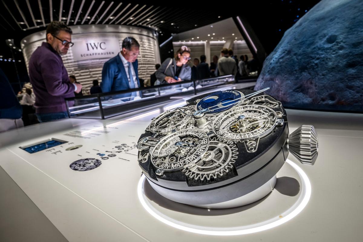 Luxury Fossils