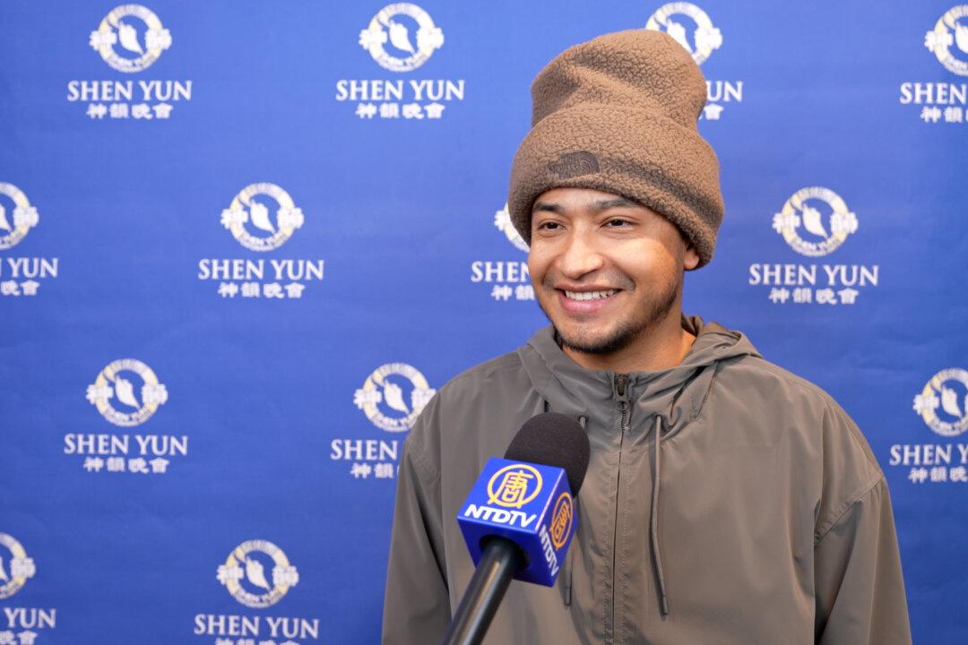 Shen Yun Is ‘Breathtaking,’ Says Figure Skating Champion
