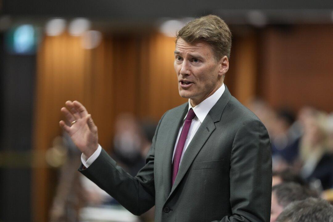 Infrastructure Minister Says No Conflict of Interest in Crown Corp Loan to Wind Project