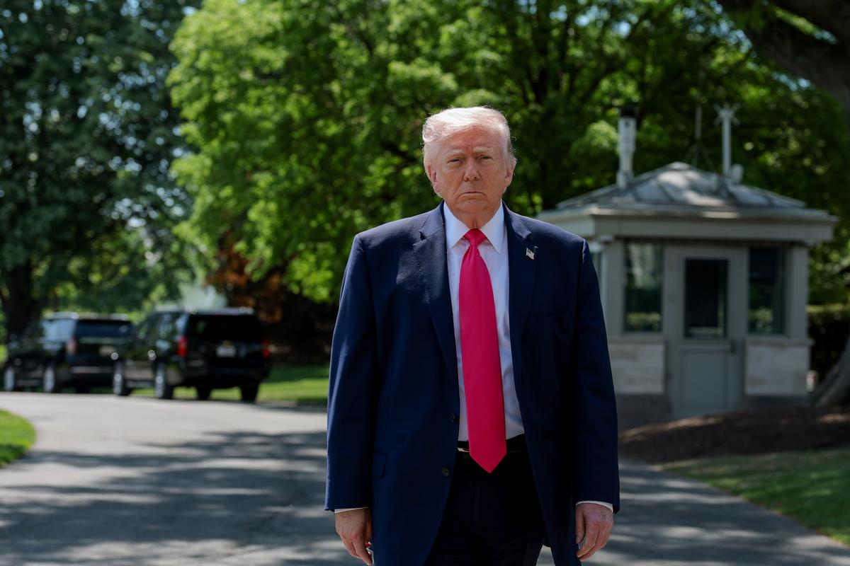 Trump Signs Executive Order to Establish Pathway for Psychedelic Drug Use