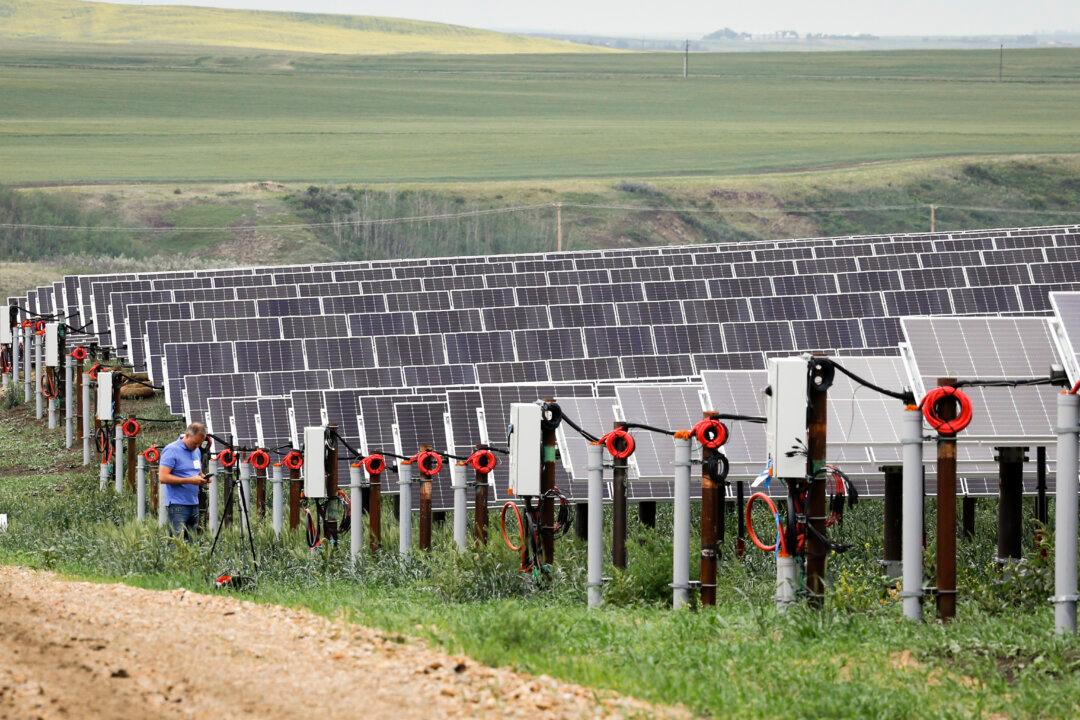 Stop Gambling Our Pensions on Green Energy Bets