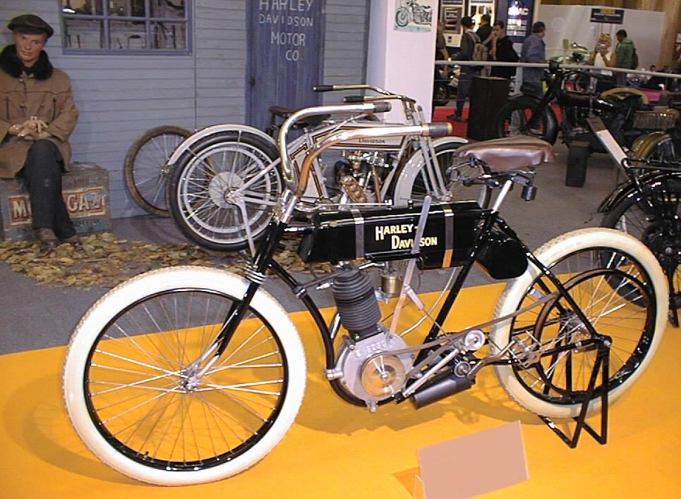 Harley-Davidson "The First" by William Harley, Arthur and Walter Davidson, completed in 1903. (<a href="https://commons.wikimedia.org/wiki/User:Cjp24">Cjp24</a>/<a href="https://creativecommons.org/licenses/by-sa/3.0/">CC BY SA 3.0</a>)