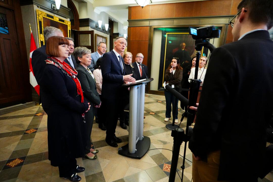 Canadian Military Boasts Record Recruitment, Boosted by Intake of 1,400 Permanent Residents