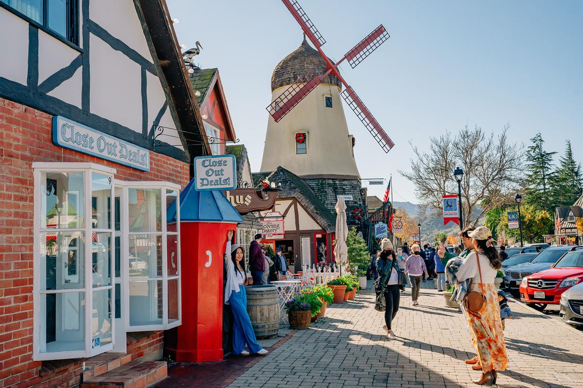 Windmills, bakeries, and authentic Danish provincial architecture greets visitors in Solvang, California. (HannaTor/Shutterstock)