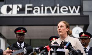 Montreal Man Wanted After Security Guard Shot in Toronto Jewelry Store Robbery