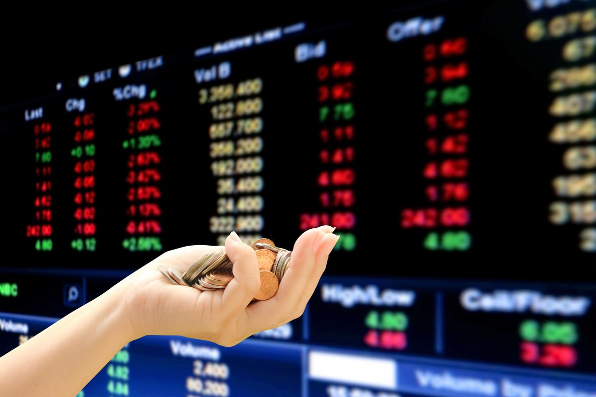 Donor-Advised Fund or a Private Foundation: Which Is Right for You?