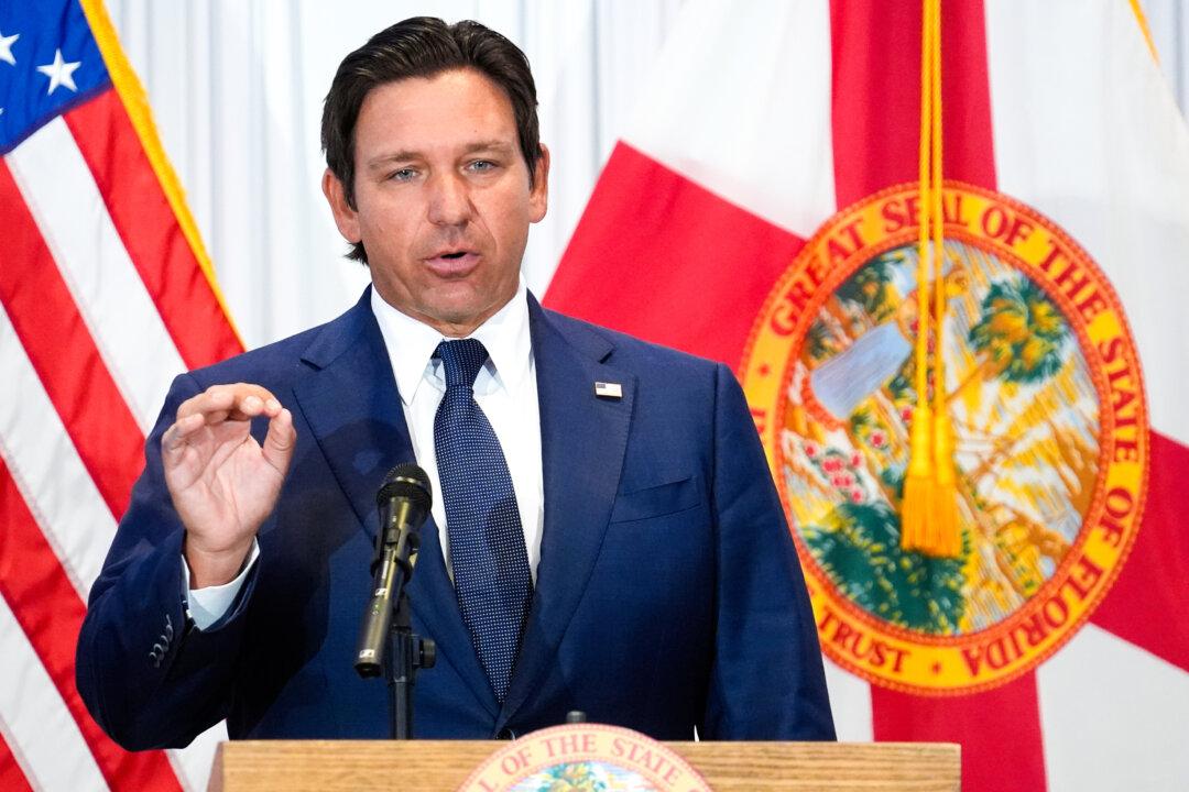 DeSantis Unveils New Florida Congressional Map That Could Add 4 GOP Seats