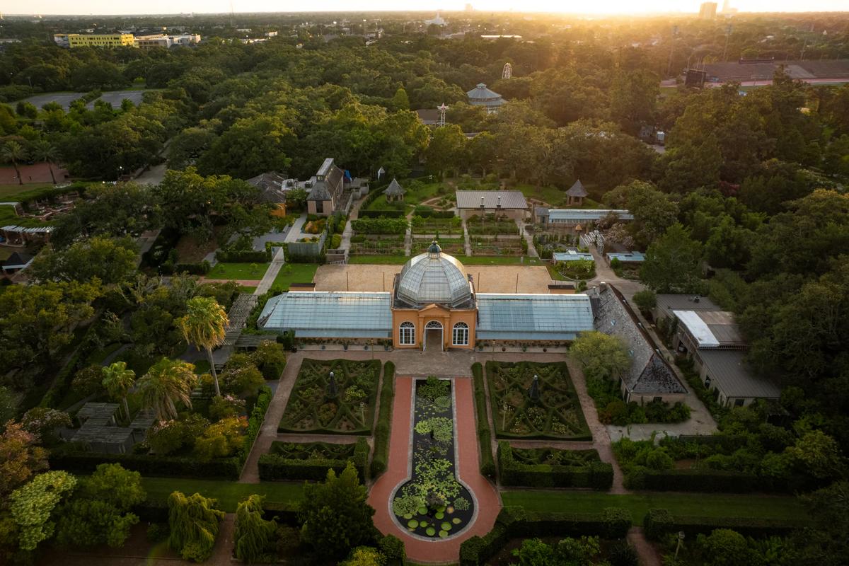 A Century in Bloom: The New Orleans Botanical Garden