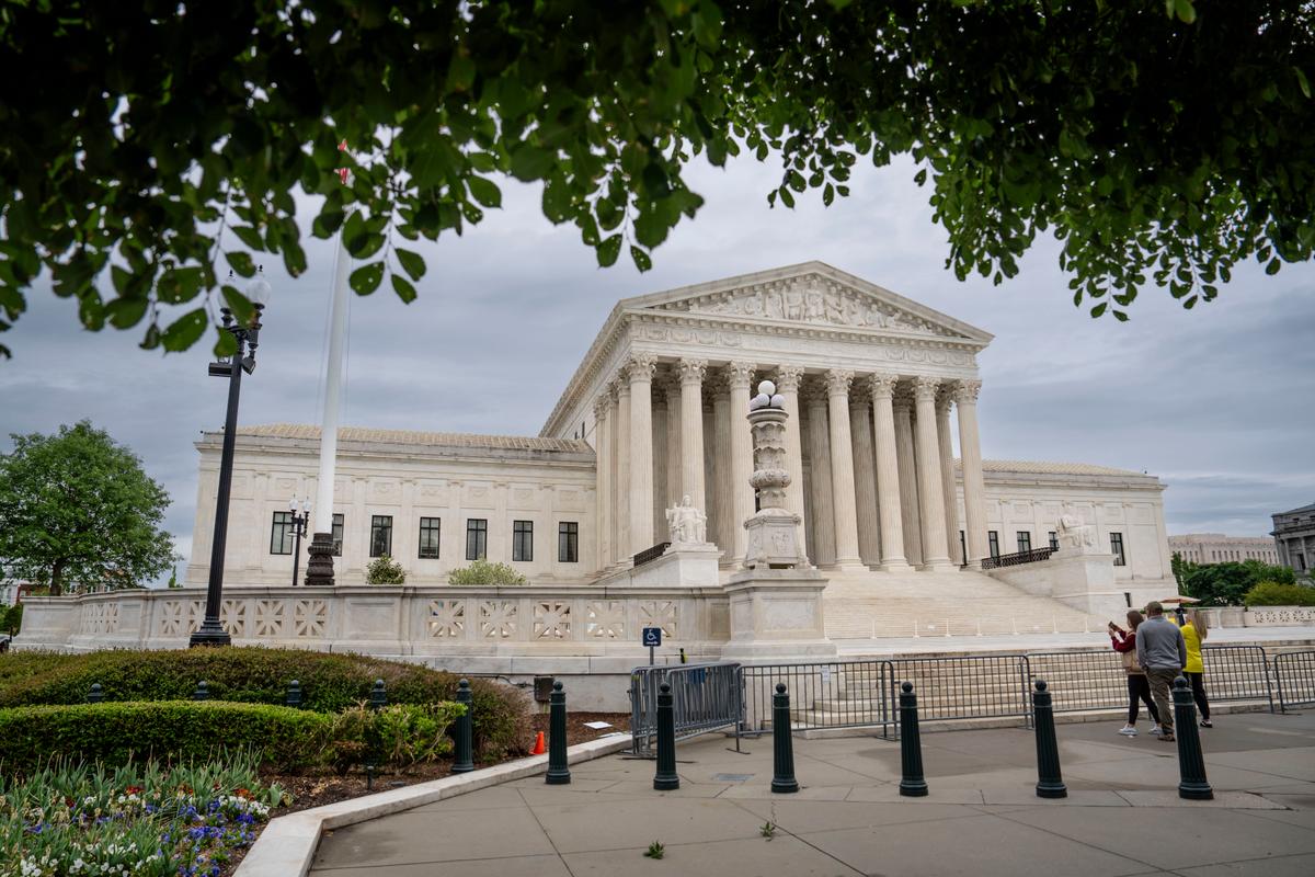 Supreme Court Hears Arguments Over Trump’s Termination of Temporary Protected Status