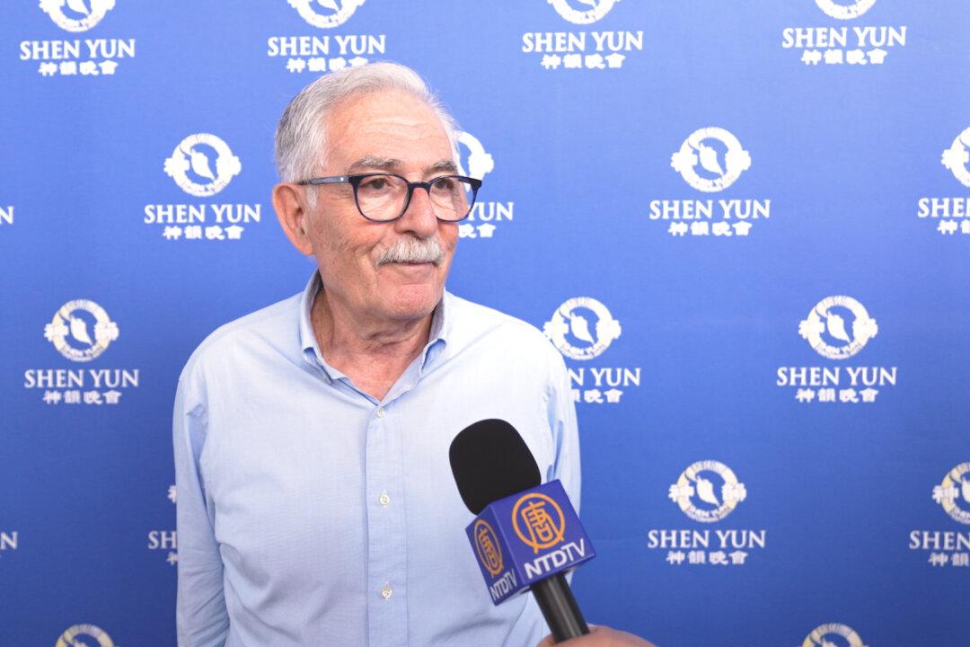 ‘It’s Perfect,’ Toulouse Audience Members Hail Shen Yun Performance