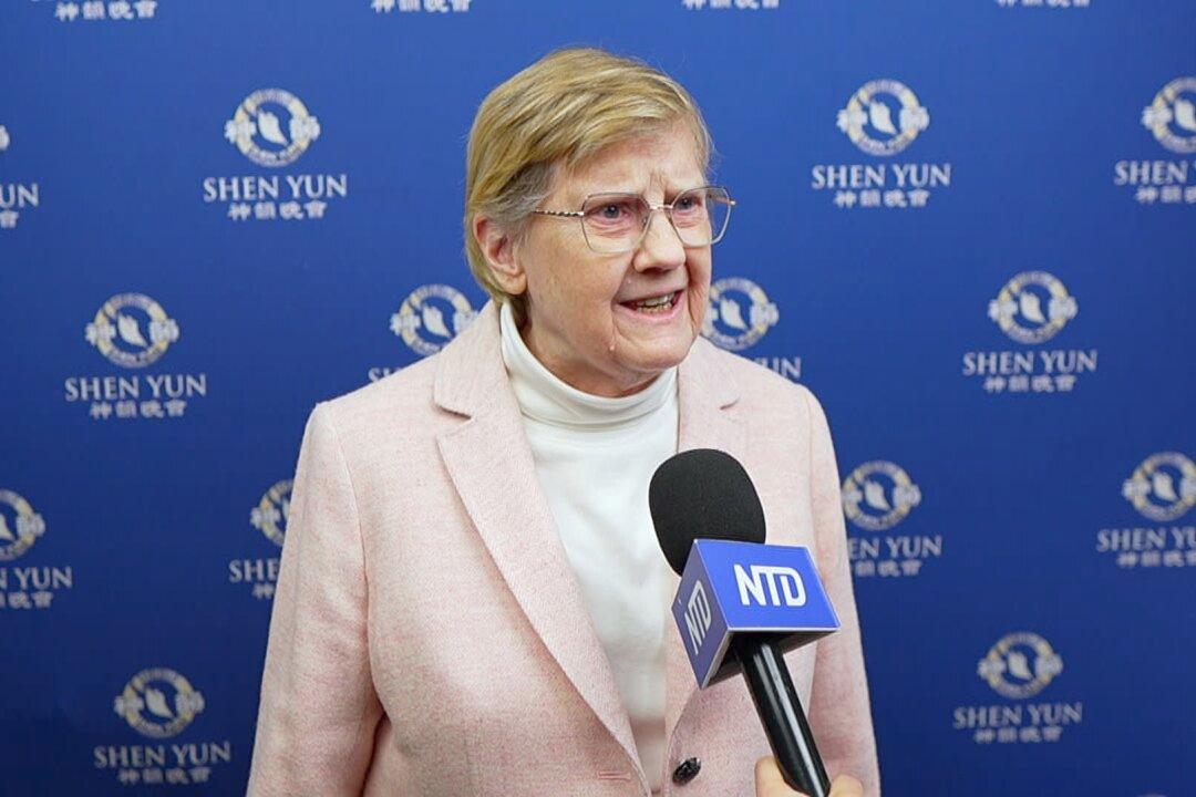 Music School Founder Praises Shen Yun: ‘Beyond Entertainment’