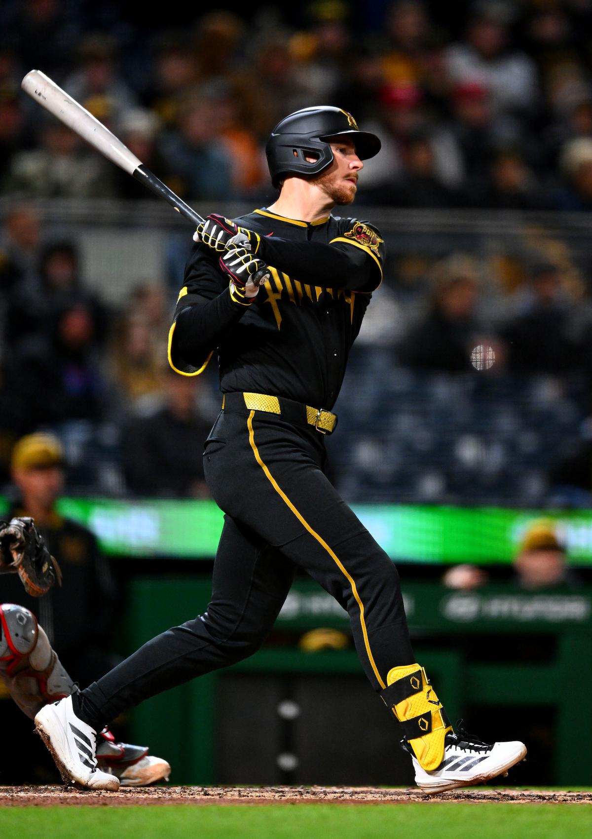 Ryan O'Hearn #29 of the Pittsburgh Pirates hits a RBI single during the third inning against the Cincinnati Reds at PNC Park in Pittsburgh, Pa., on May 1, 2026. (Joe Sargent/Getty Images)