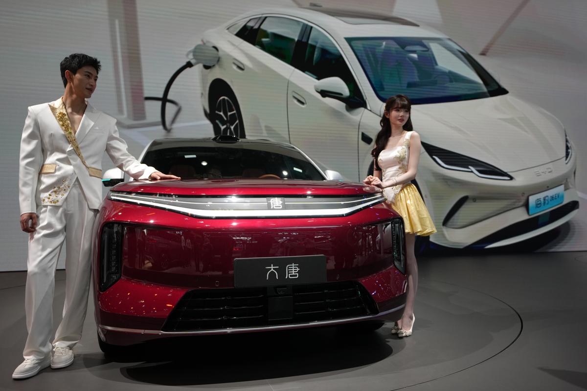 Industry Leaders Warn Chinese EV Imports Will Undercut Canada’s Auto Sector, Bring Major Security Risks