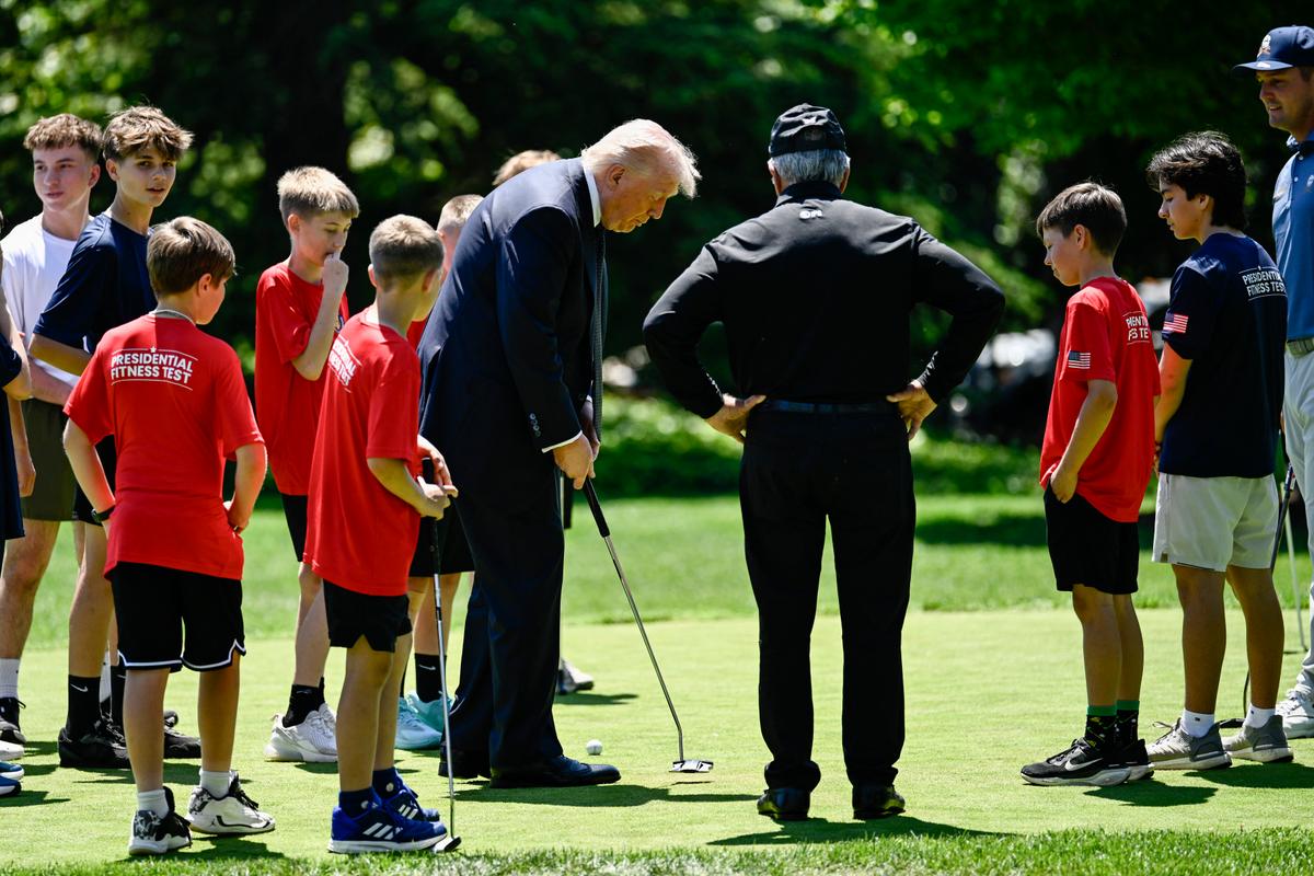 What to Know About Trump’s Presidential Fitness Test Award Revival