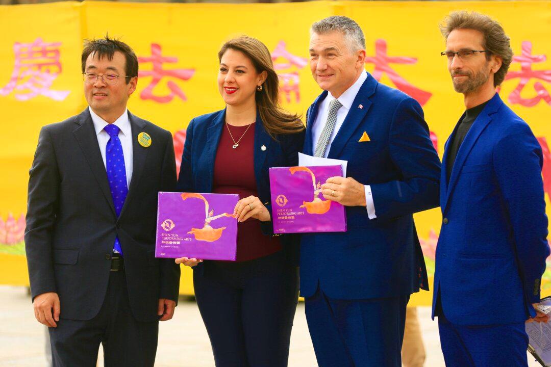 ‘Stand Together’: Canadian MPs Celebrate Falun Dafa Day, Condemn CCP’s Interference With Shen Yun