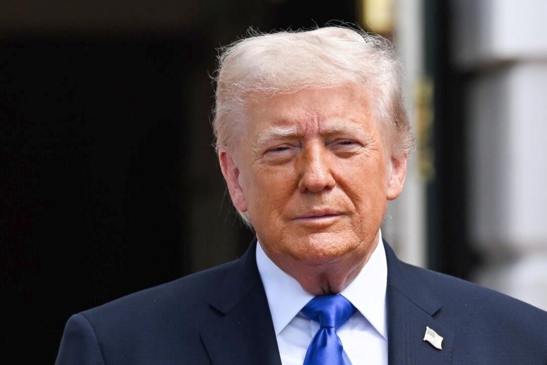 President Trump: “Bombing Starts” in Iran If Talks Fail; Hantavirus-Hit Cruise Ship Evacuates Three Passengers