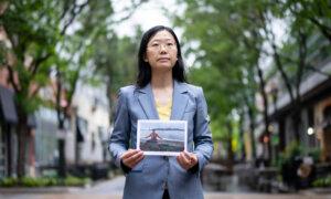 US Citizen Appeals for Help After Chinese Police Detain Her Mother for Her Faith