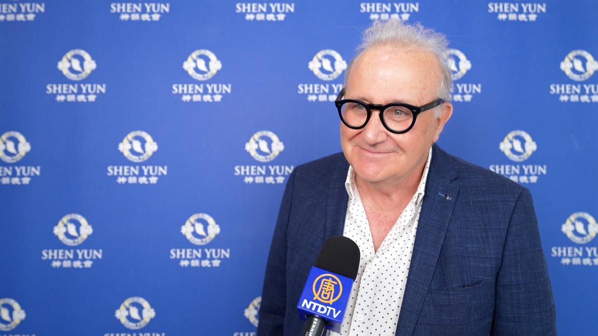 Shen Yun Is Fascinating, Says Doctor at the Palais Des Congrès