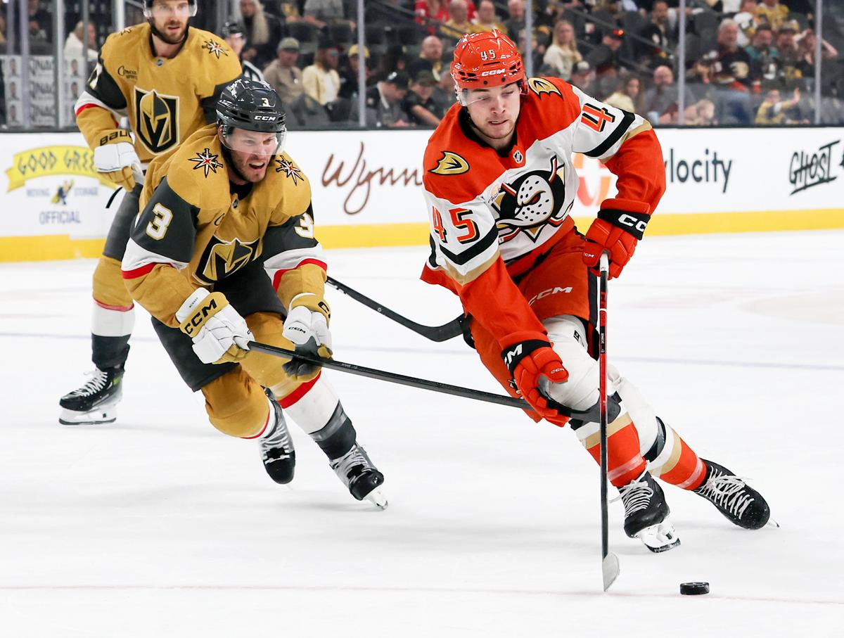 Ducks Take Game 2 in Las Vegas 3–1, Round 2 Series Shifts to Anaheim on Friday