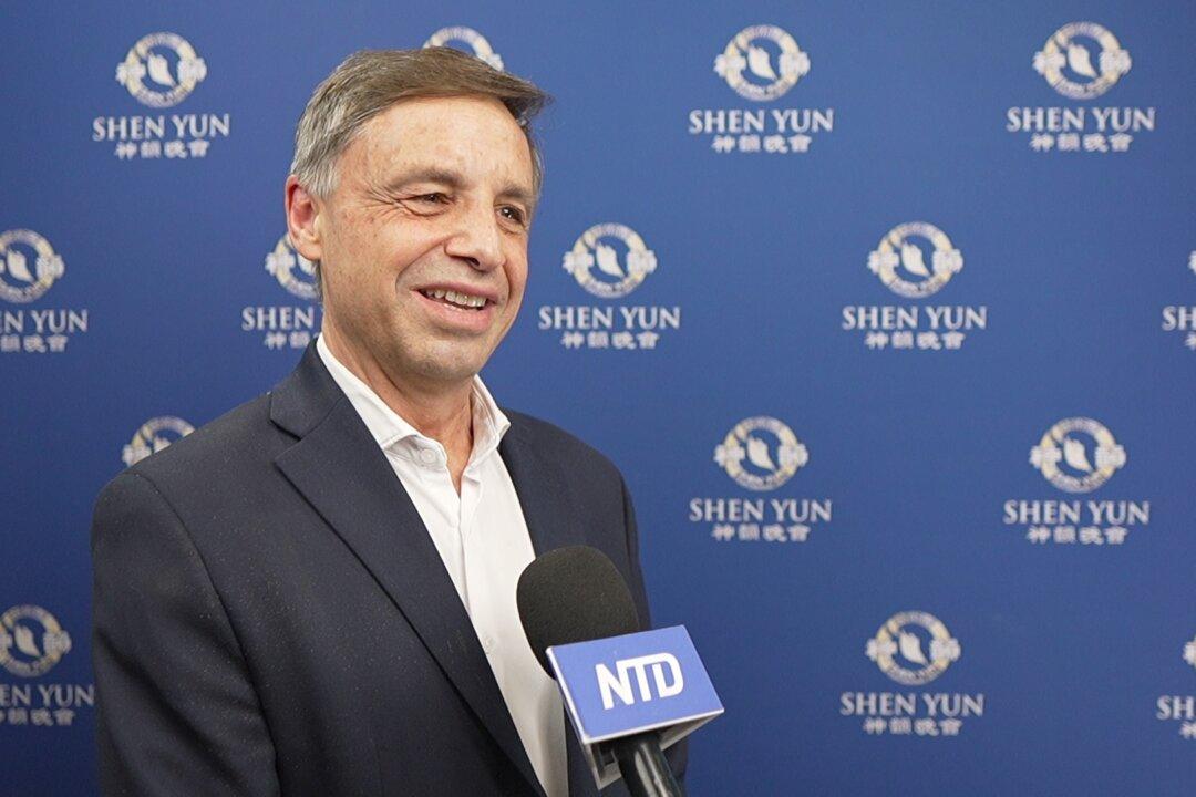 New Jersey Audience Dazzled by Shen Yun’s Gorgeous and Beautiful Performance