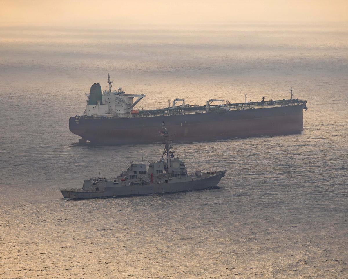 Iran Attacks UAE After US Warships Exchange Fire With Iranian Forces in Hormuz