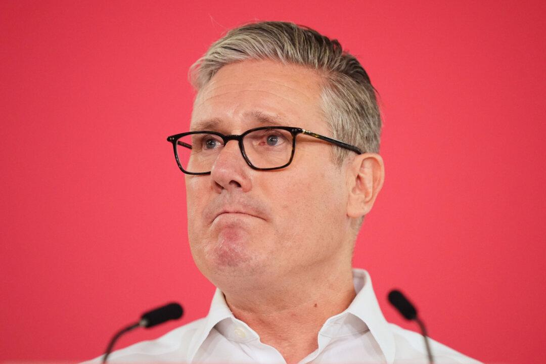 UK’s Starmer Doubles Down on Pledge to Stay in Office as Pressure Mounts