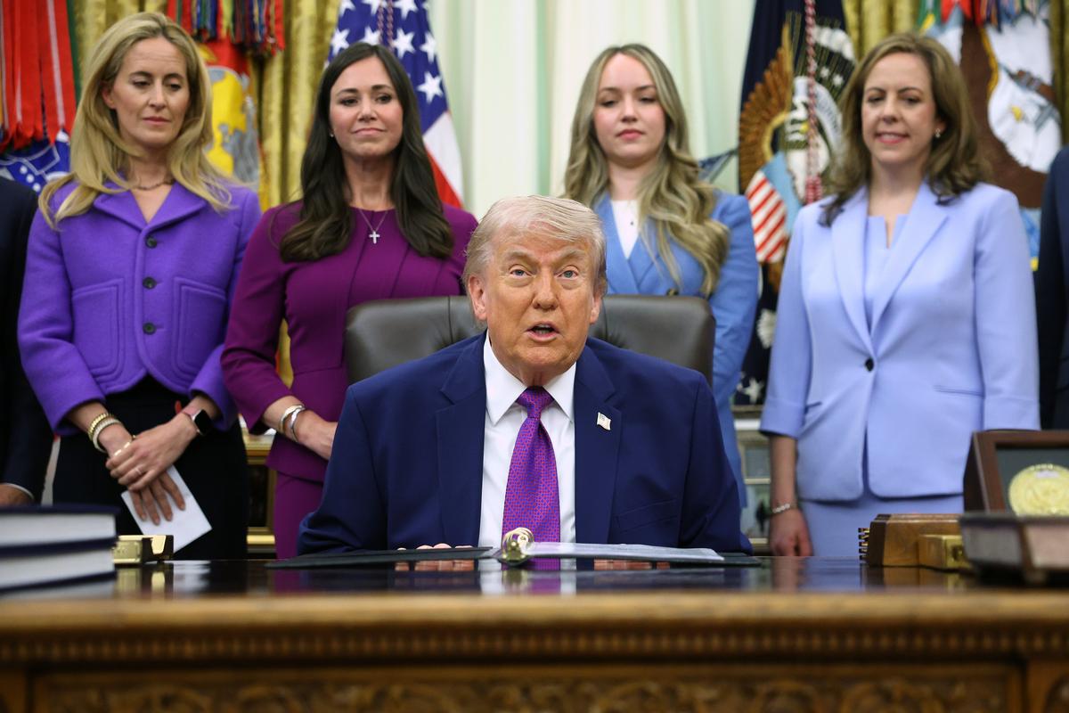 Trump Says He'll Bring Up Jimmy Lai and Jailed Pastor in Meeting With China’s Xi