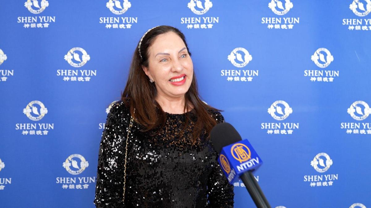 ‘Shen Yun Is the Most Beautiful Show I’ve Ever Seen in My Life,’ Says a Doctor in Paris