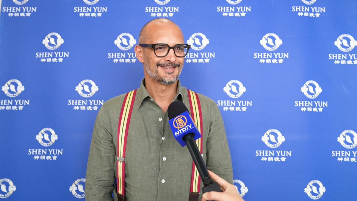 Shen Yun in Paris: ‘Extraordinary, Magnificent, Splendid,’ Says Former Engineer