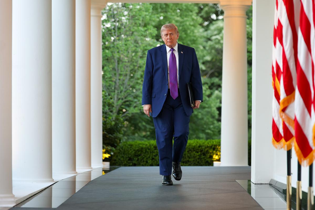 Trump Says US, Nigerian Armed Forces Kill Second-in-Command of ISIS