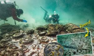 Swiss Underwater Researchers Find 2,000-Year-Old ‘Shipwreck’ Cargo of Roman Swords, Ceramics