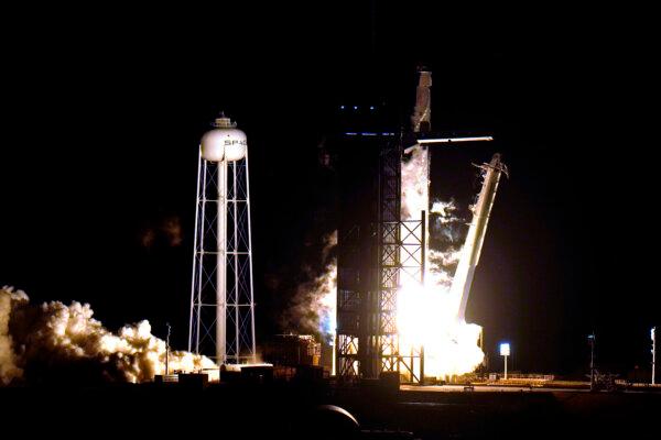 LIVE NOW: SpaceX Launches Dragon Cargo Mission to International Space Station