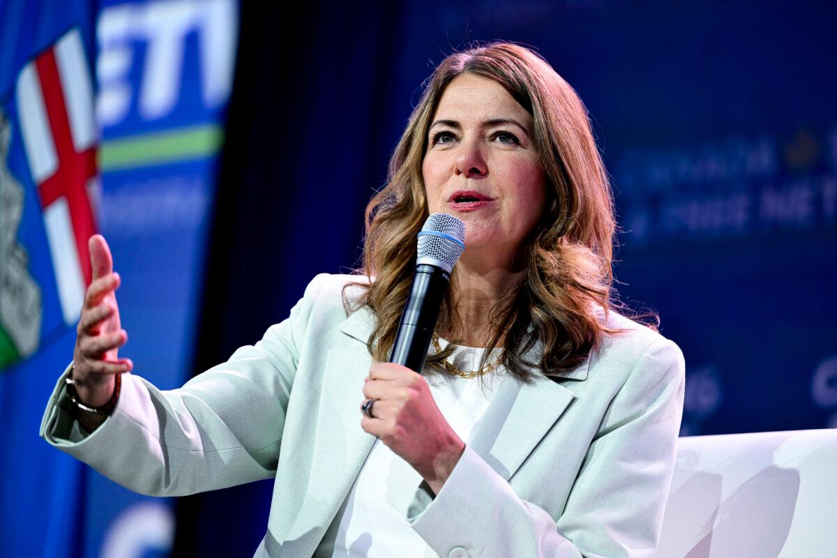 Premier of Alberta Danielle Smith, left, speaks during the annual Canada Strong and Free Network in Ottawa, on May 8, 2026. (The Canadian Press/Spencer Colby)