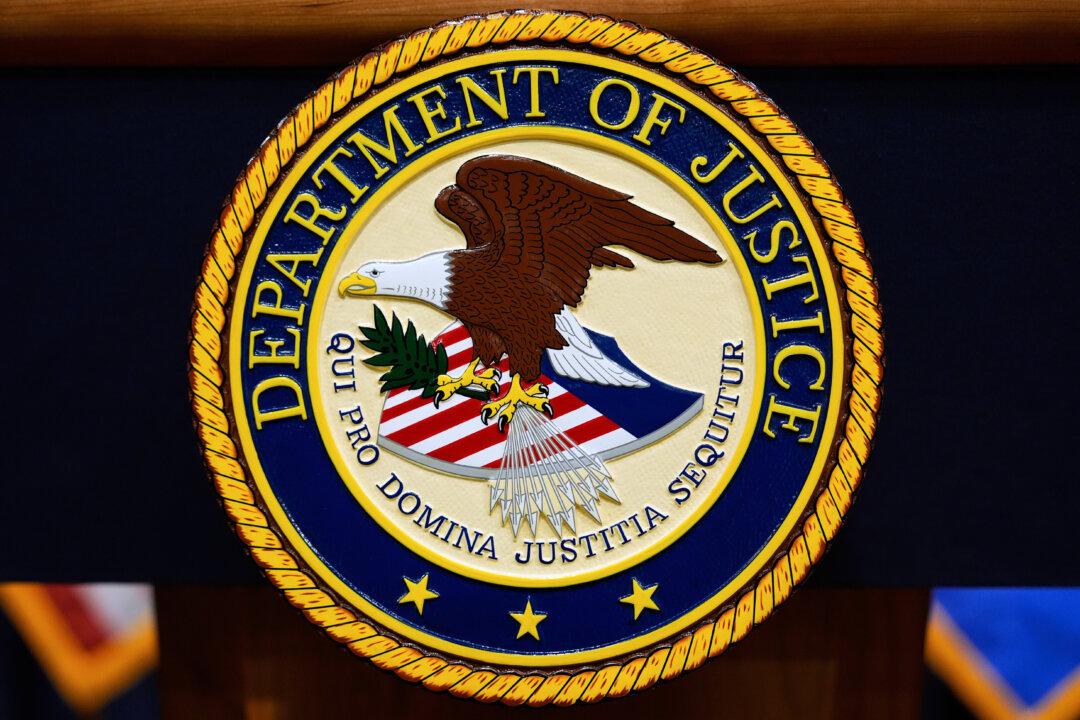 Man Pleads Guilty to Role in Smuggling Indian Migrants From Canada Into US