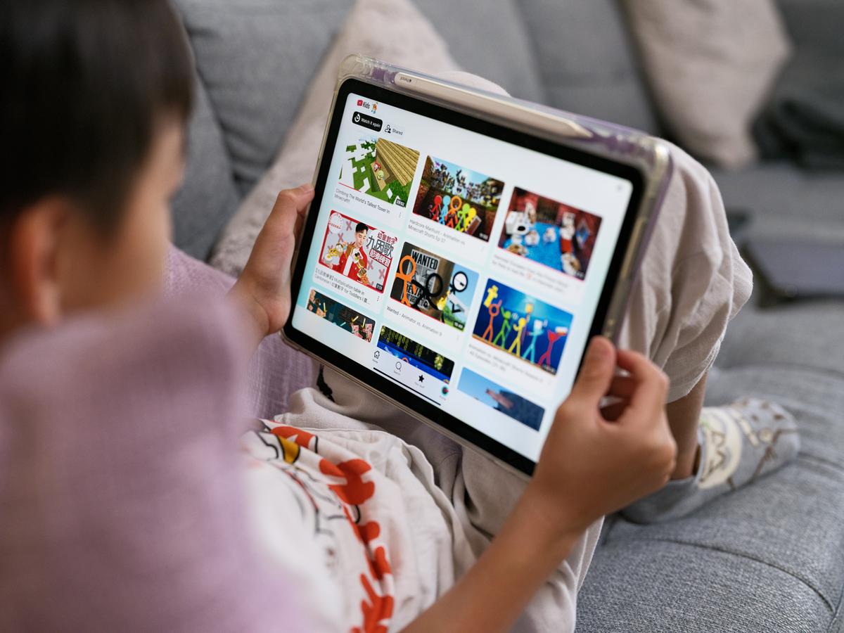Digital Rights Group Says Social Media Ban Not Working, Call for Algorithm to Be Exposed