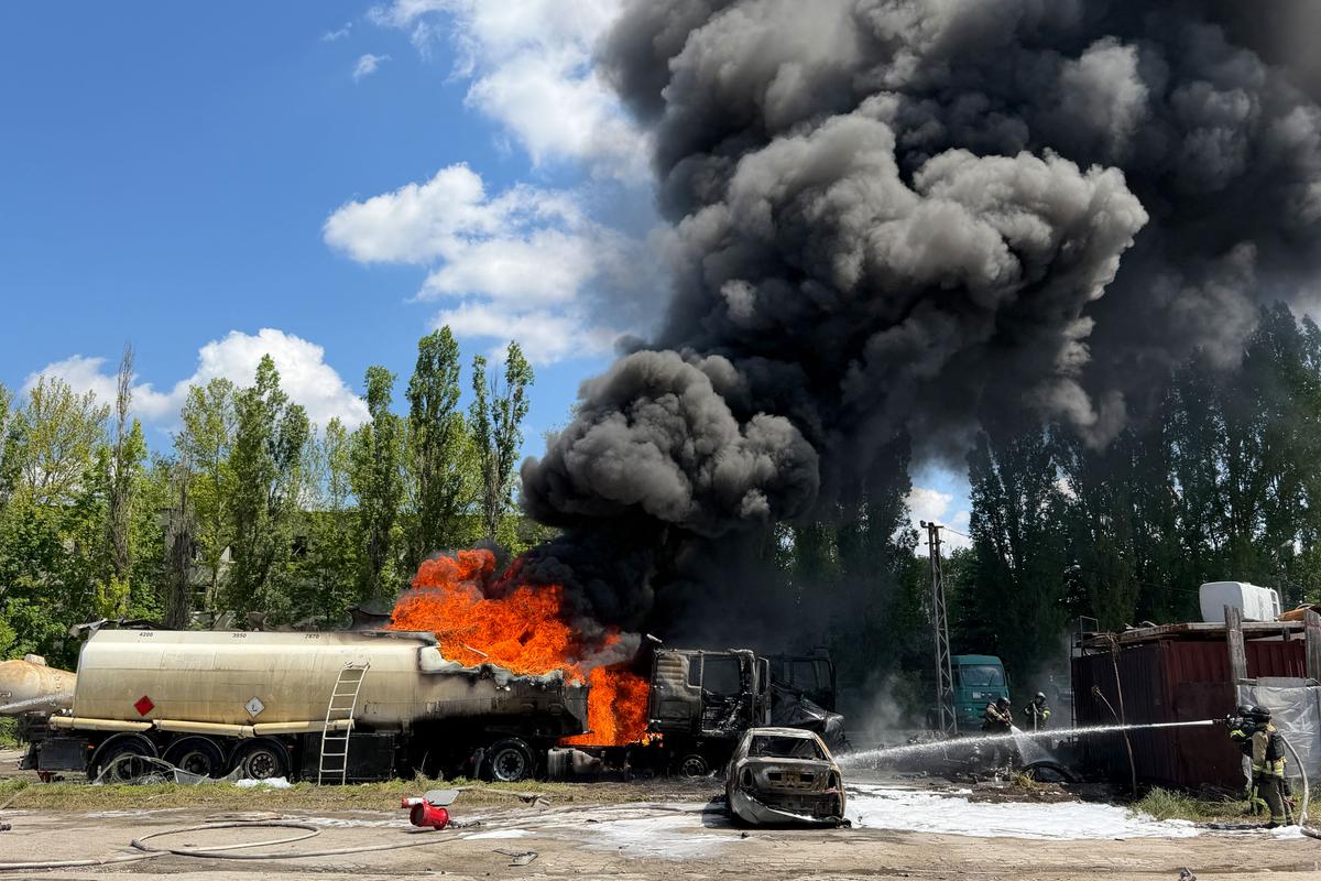 Air Attack in Ukraine, Protests in Greece, Walk for Peace in Indonesia