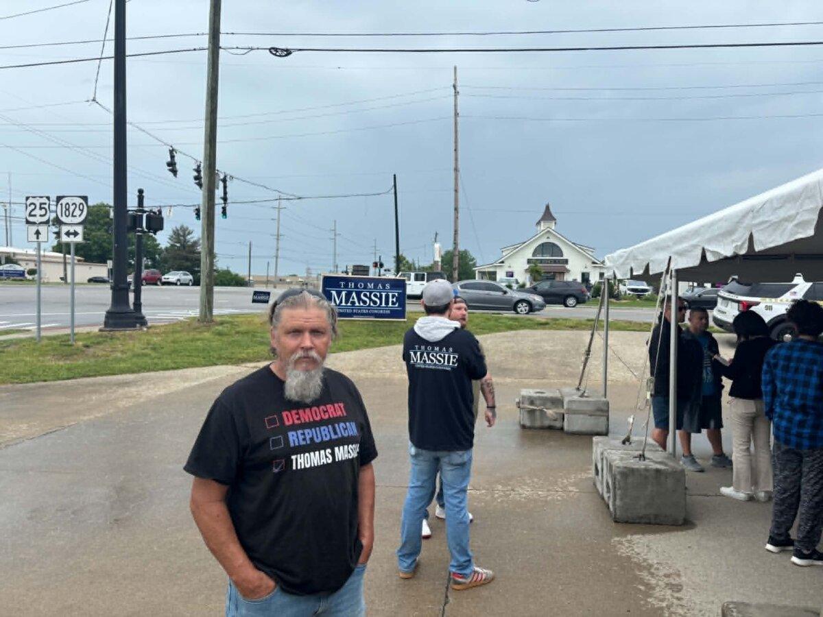 Florida resident Mark Rogers attends a rally in support of Rep. Thomas Massie (R-Ky.) in Florence, Ky., on May 16, 2026. (Jeff Louderback/The Epoch Times)