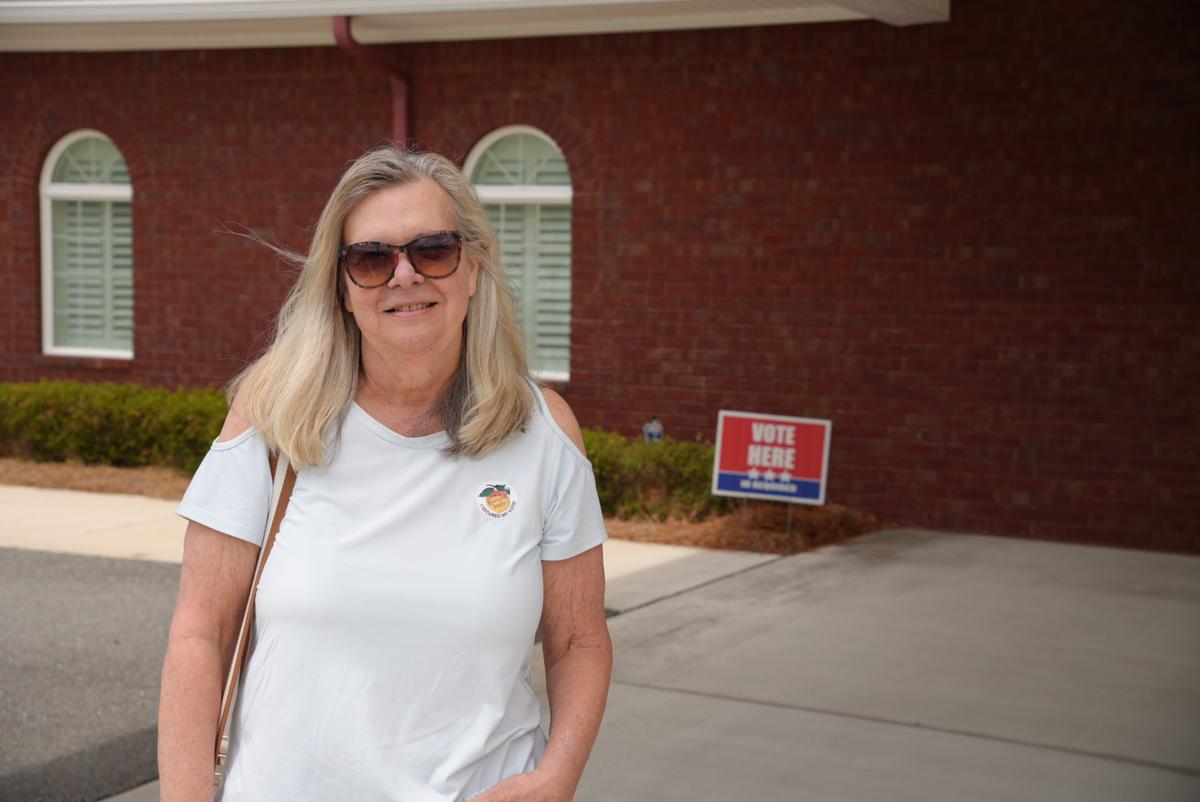 Elise Lewis cast her ballot in Georgia's gubernatorial primary election for former Atlanta Mayor Keisha Bottoms. She spoke about her mistrust of the current Georgia leadership while outside a polling location in Brunswick, Georgia, on May 19. (Troy Myers/Epoch Times)