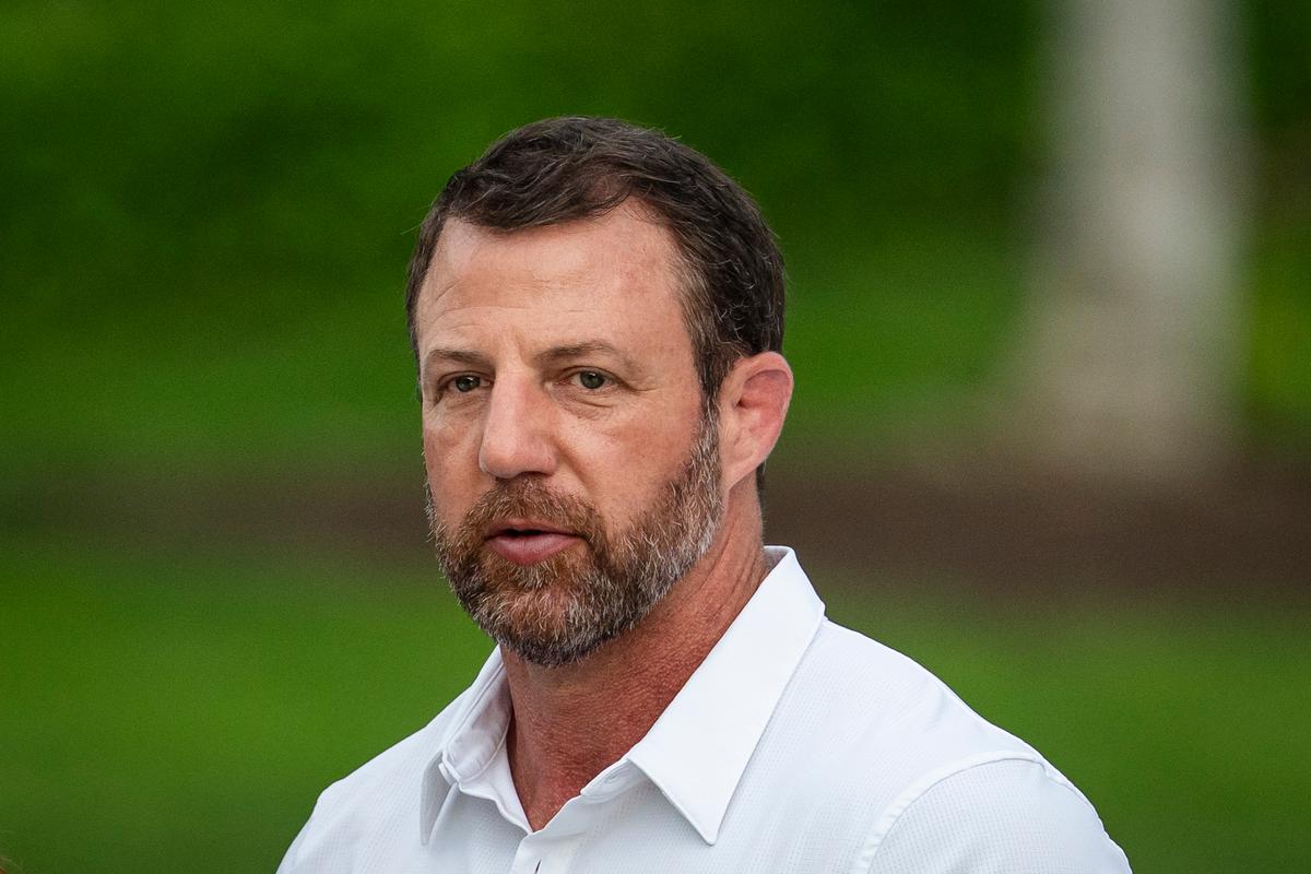 Mullin Says DHS Drawing Up Plans to Stop Processing Immigration at Sanctuary City Airports