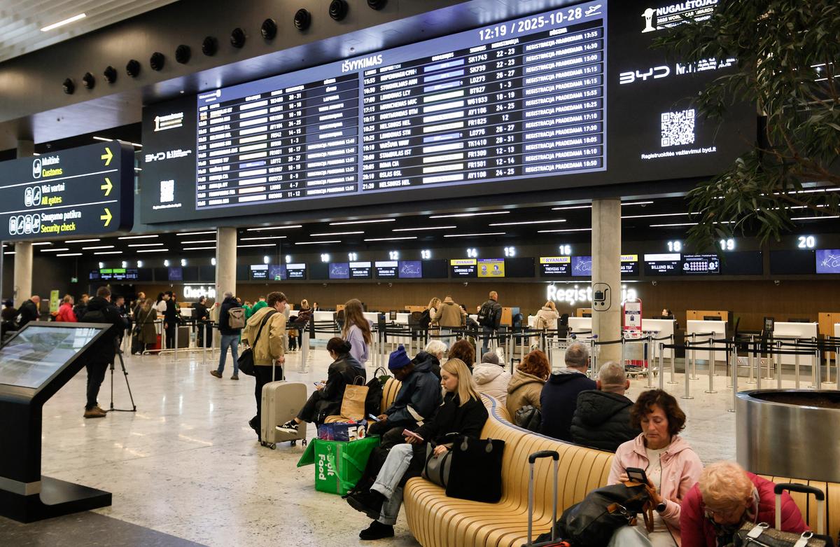 Lithuanian Capital City Suspends Flights Due to Drone Warning