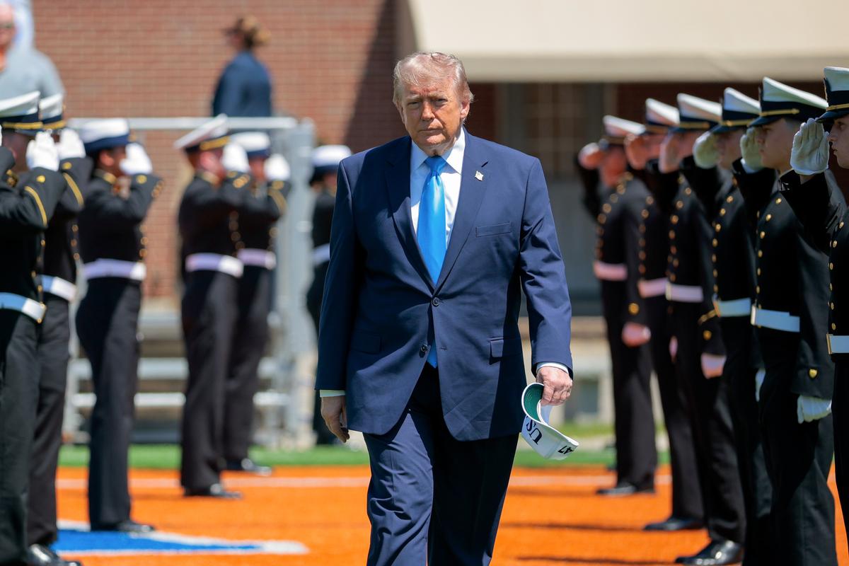 Trump Says He Will Speak Directly With Taiwanese President as US Considers Arms Sales