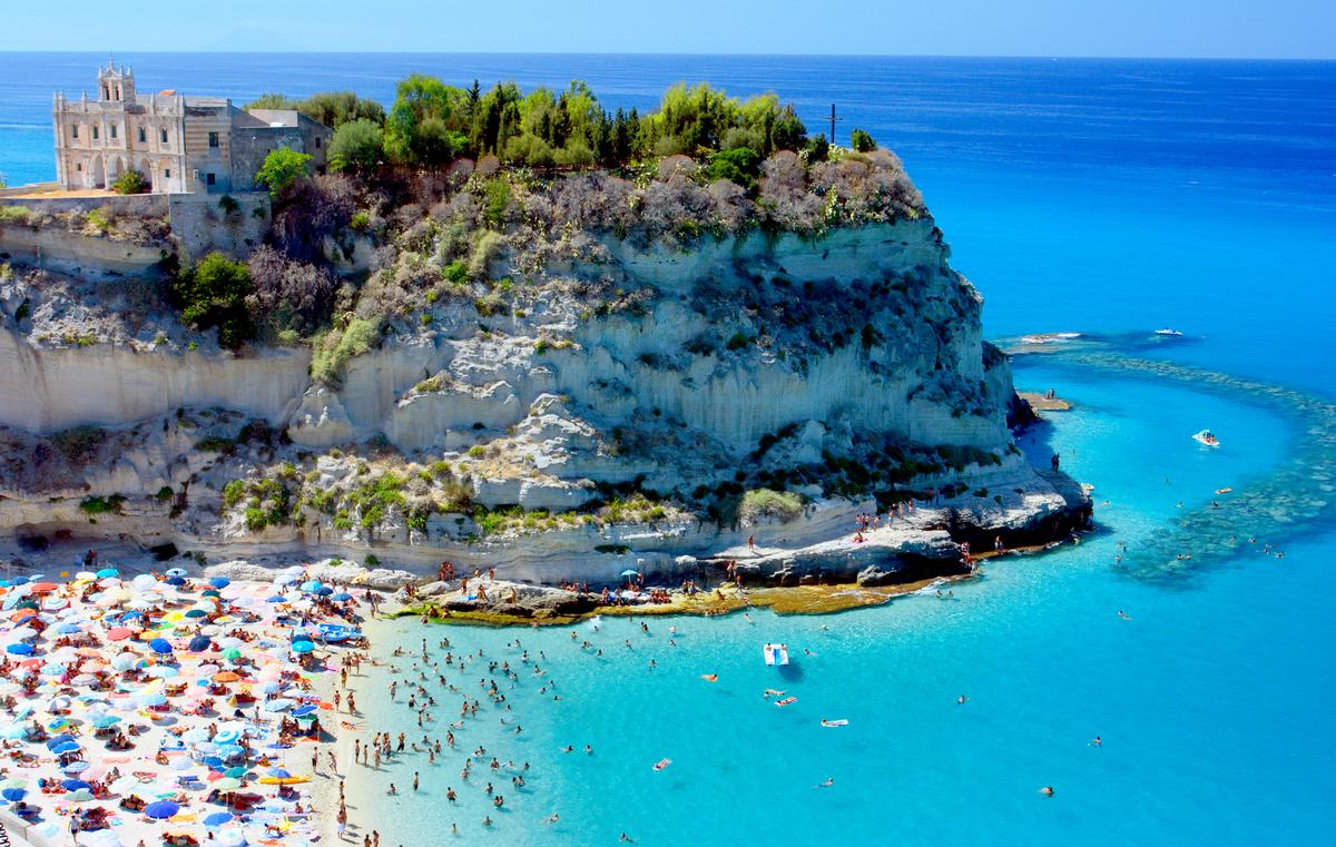 10 Most Relaxing Beaches in the World: Only 2 Are in the US