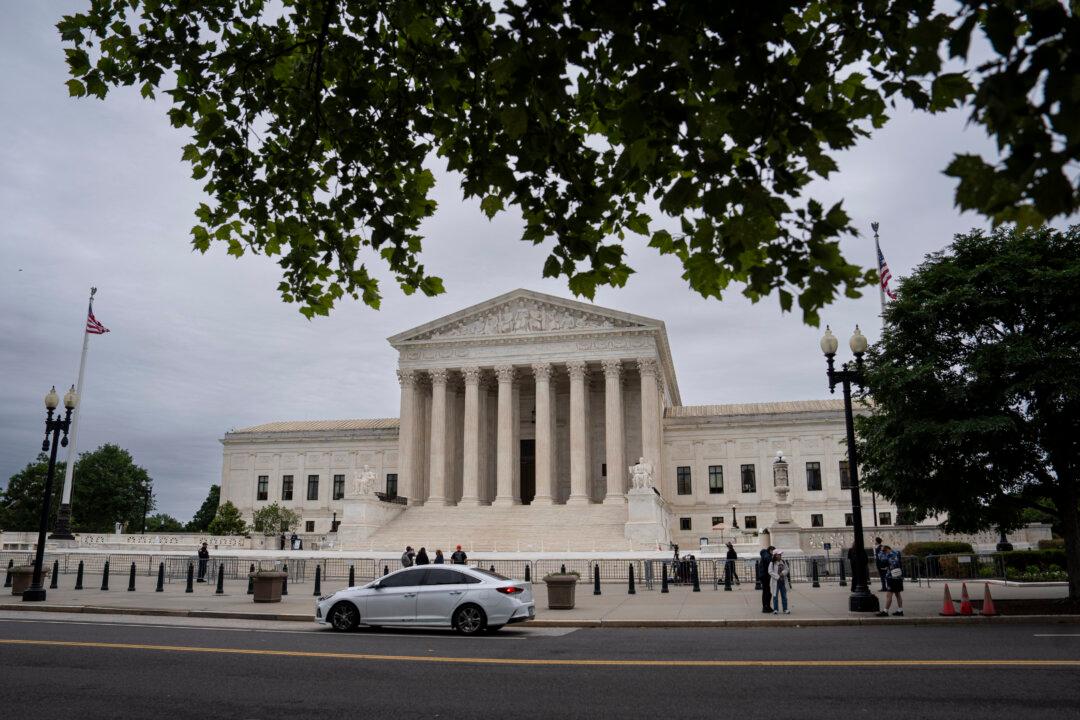 Supreme Court Rejects Florida’s Bid to Sue States Over Commercial Driver’s Licenses