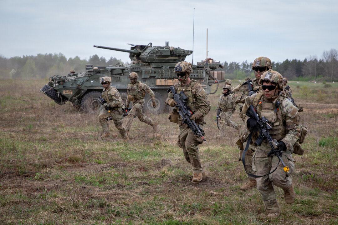 US to Send 5,000 More Troops to Poland, Trump Announces