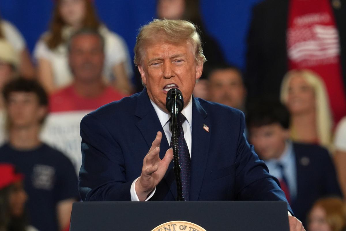 Trump Gives Iran 3 Options to Deal With Uranium Stockpile as Peace Talks Advance