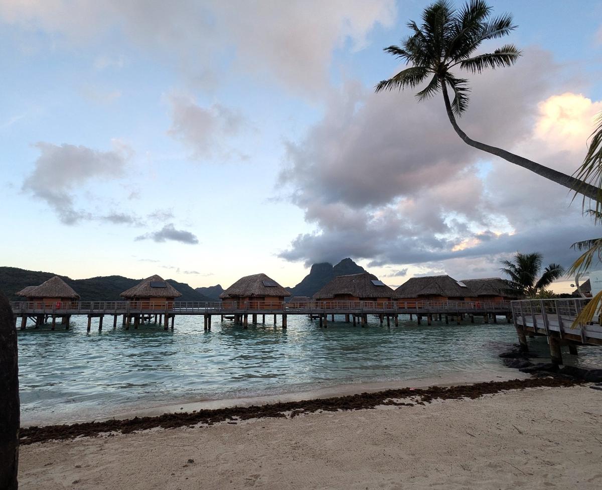 Falling for Rustic Bora Bora